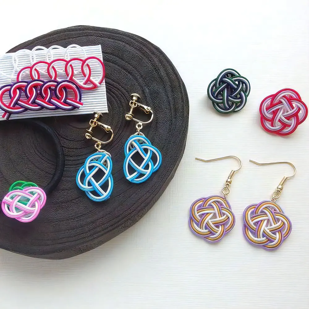 ワークショップで制作する水引のアクセサリー